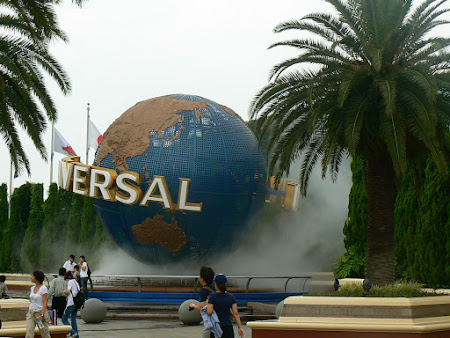 Imagini Universal Studios Osaka: intrare parc de distractii.JPG