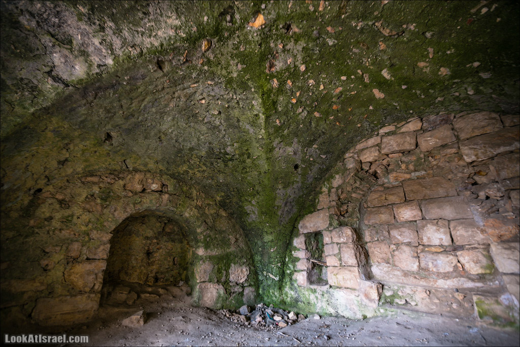 LookAtIsrael.com - Фото путешествия по Израилю | Крепость Бельмонт в кибуце Цуба | Belmont fortress