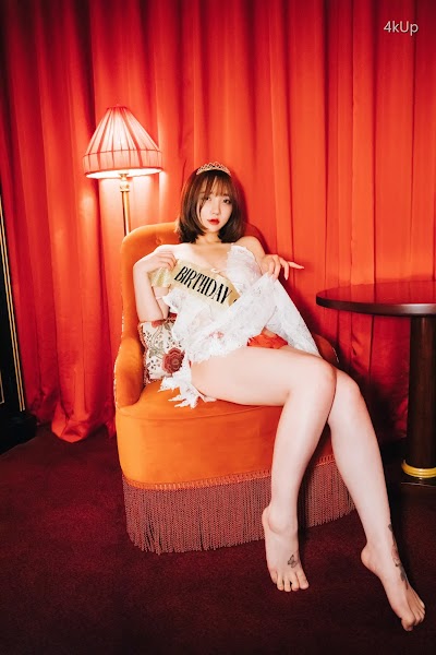 [Loozy] Son Ye-Eun (손예은) Halloqueen (S.Ver)