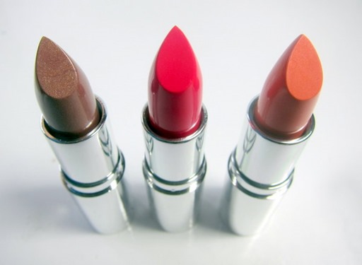 fd5d_The-Body-Shop-Colour-Crush-Lipstick-2