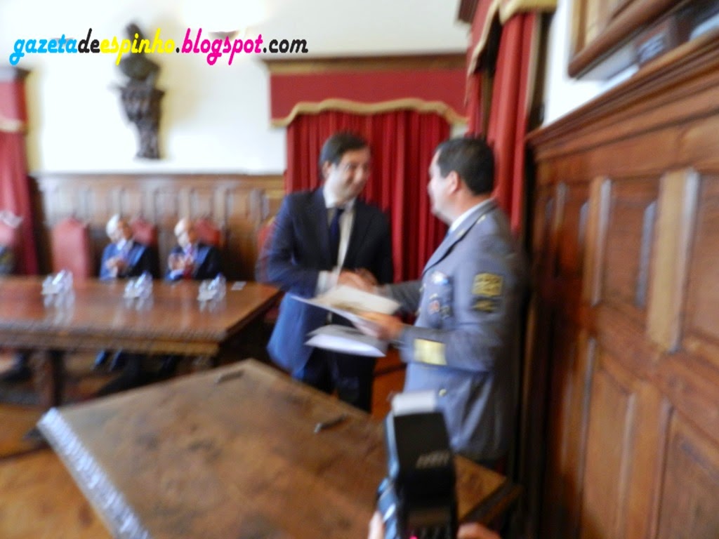 [Blog011Gazeta%2520de%2520Espinho%255B3%255D.jpg]