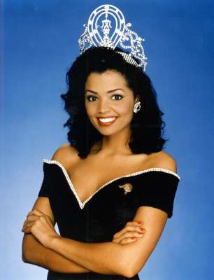 MIss%252520Universe%2525201995%252520Che