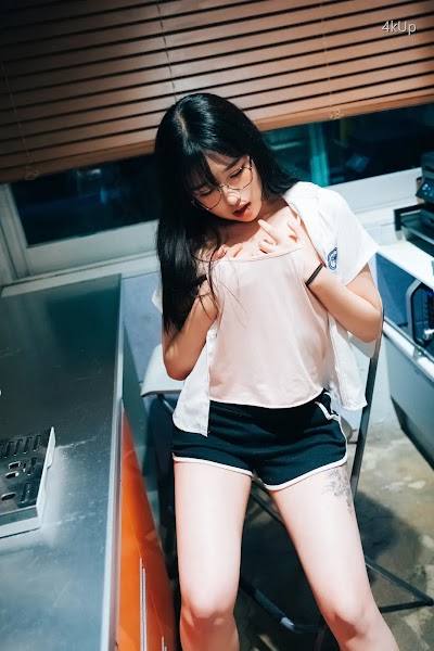 [Loozy] Sonson (손손) Reading Room + S.ver
