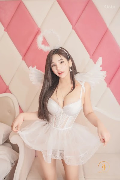 SAINT Photolife – Zzyuri (쮸리) Vol.16 Pink Halloween