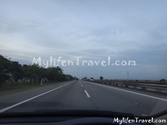 [Malaysia-Plus-Highway-033.jpg]