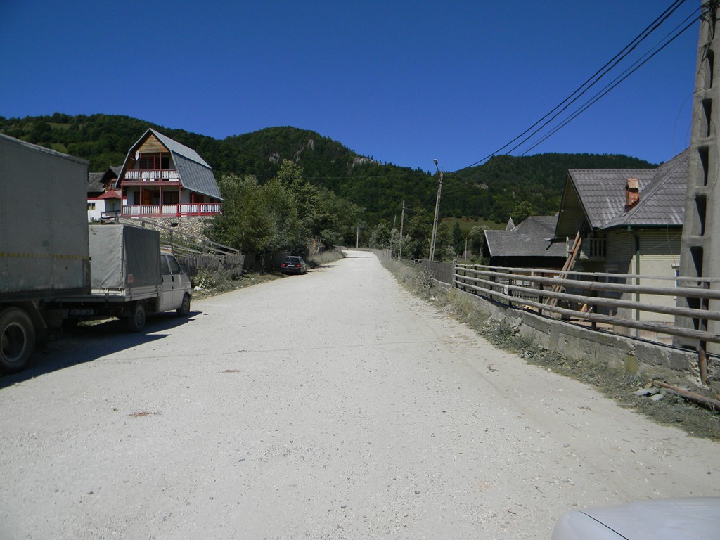 [DSCN18333.jpg]