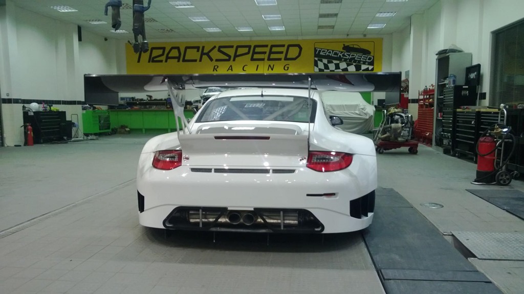 [911GT3-R_2013_Trackspeed2%255B3%255D.jpg]