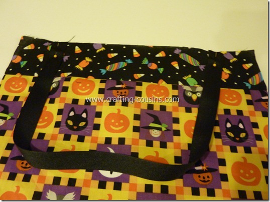 Trick or Treat bag tutorial by Crafty Cousins (14)