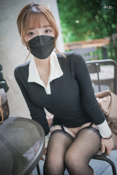 DJAWA Photo – Son Ye-Eun (손예은) A Snap of Intimacy