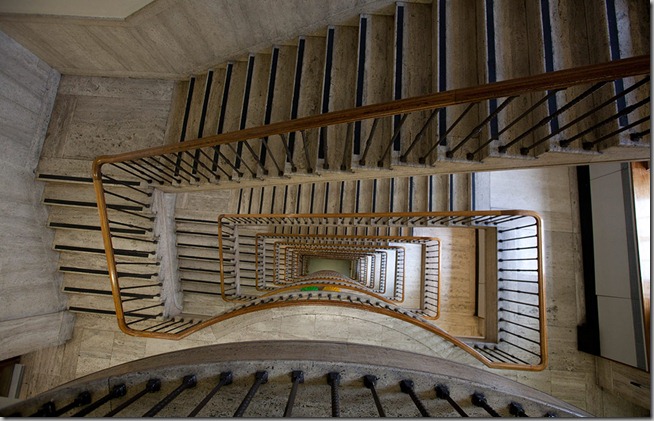 Staircase-at-Bush-House-7lg