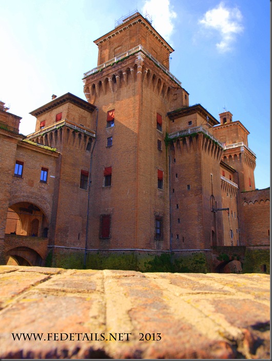 Castello Estense, photo2, Ferrara, EmiliaRomagna,Italy - Property and Copyrights of FEdetails.net