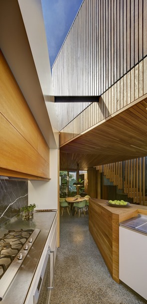 Casa Balmain / Fox Johnston en Sydney cocina-de-diseño-en-madera