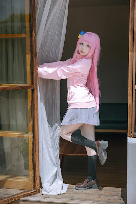 Coser@日奈娇 小孤独