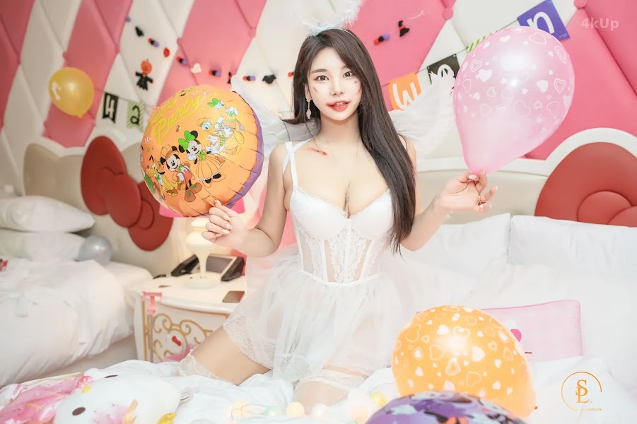 SAINT Photolife – Zzyuri (쮸리) Vol.16 Pink Halloween