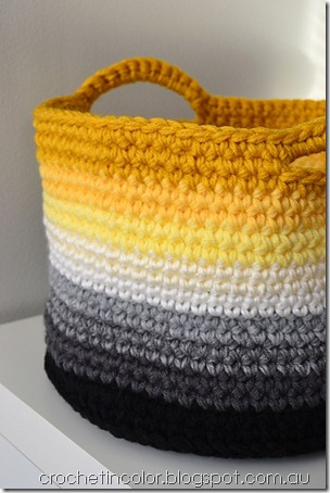 free crochet pattern ombre basket with handles