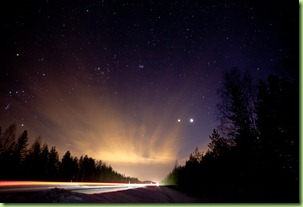 winter_night_sky_road_finland-3