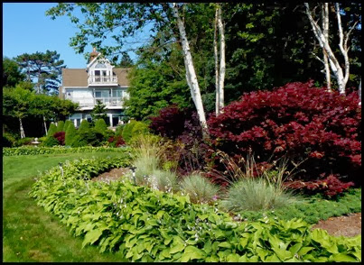 01f - Hiking the Shore Path - beautiful homes and gardens