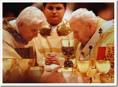 Joao Paulo II e Bento XVI