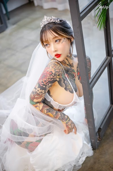 SAINT Photolife – YoKo Vol.01 & Cat Bride