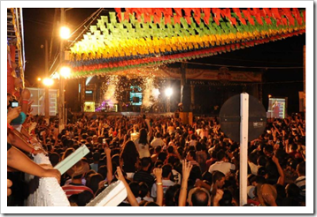 Efeitos do show encanta os presentes