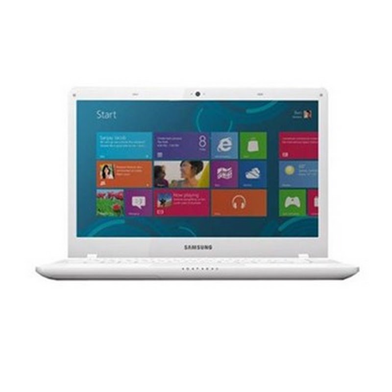 Samsung Série 3 Slim NP370R5E-A04FR Ordinateur portable 15,6" (39,6 cm) Intel Core i3 2365M 750 Go 4096 Mo Intel HD 3000 Windows 8 de Samsung
