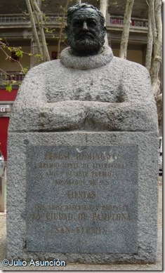 Estatua de Ernest Hemingway