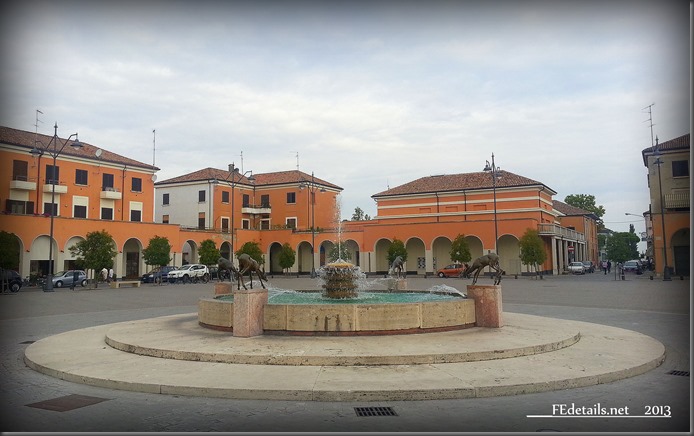 Fontana ornamentale di Tresigallo, Ferrara - Ornamental fountain of Tresigallo, Ferrara, Italy, photo1