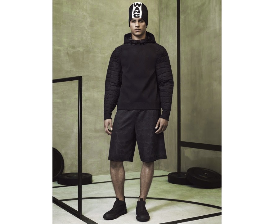 [6104_lb_204_pr_619991960_north_883x%255B2%255D.jpg]