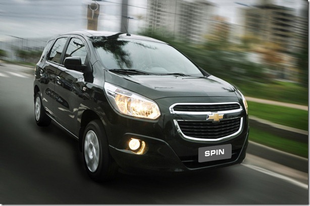2013-Chevrolet-Spin-Brazil-005-medium