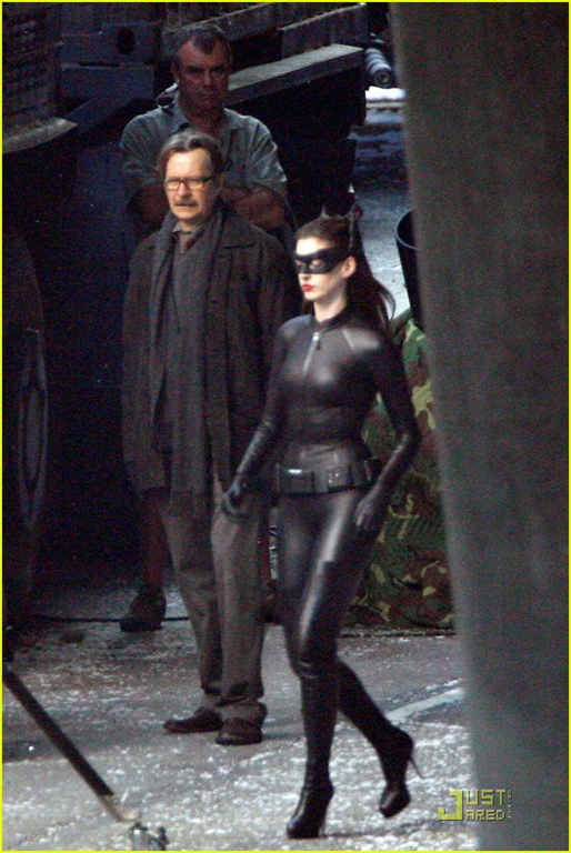 [Catwoman8%255B3%255D.png]