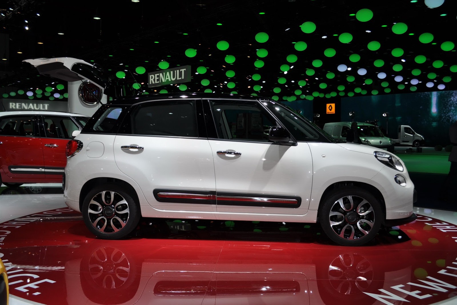 [Fiat-500L_5%255B2%255D.jpg]