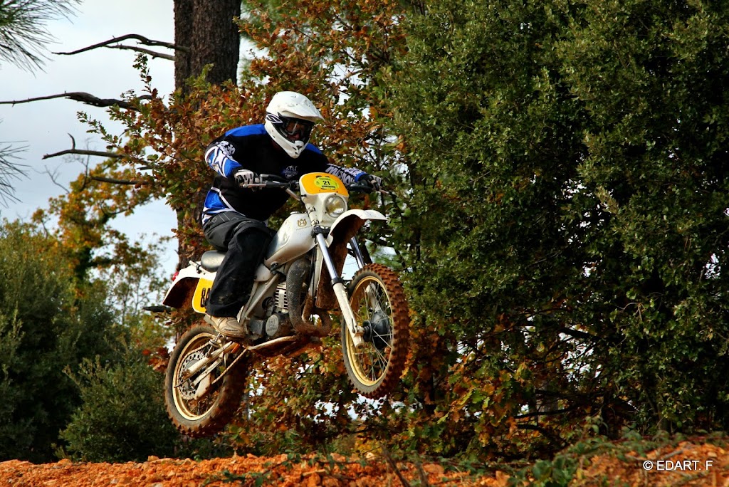 Photos d'un enduro qui eu lieu à Flassan sur Issole-TEST