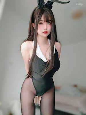 Coser@女主K 黑丝兔女郎