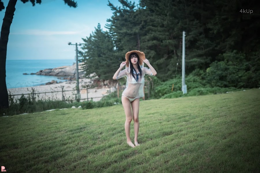 [PINK] Lee Ahrin Bikini Day
