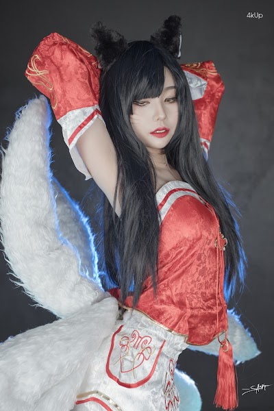 SAINT Photolife – Yuna & Ahri