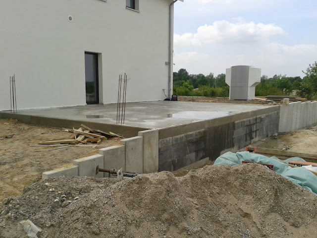 Unser Bautagebuch: Bodenplatte für Garage fertig