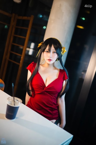 [BLUECAKE] Son Ye-Eun (손예은) Black Rose RED+