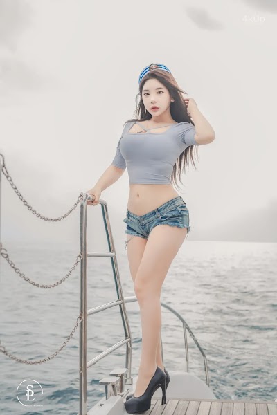 SAINT Photolife – Zzyuri (쮸리) Vol.17 Zzyuri’s Jeju Life