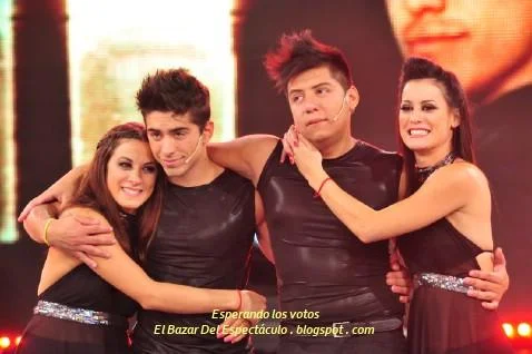 Esperando los votos.JPG