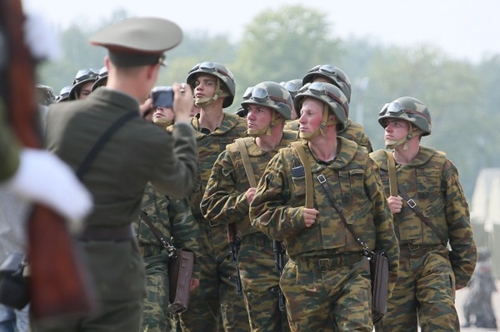 "Мирная миссия-2013": Фотографии российских военных