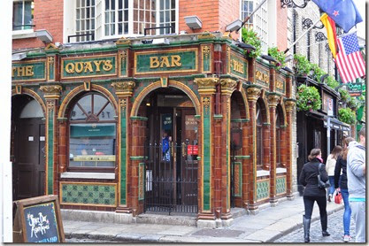 Dublín. The Quay's bar, uno de los más animados en Temble Bar - DSC_0483