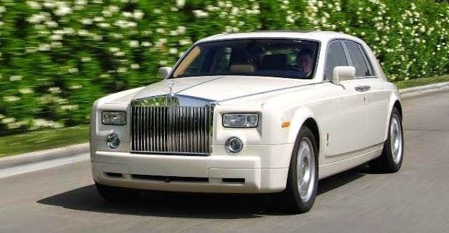 Salman Khan's Wedding Gift to Arpita - A Rolls-Royce Phantom

