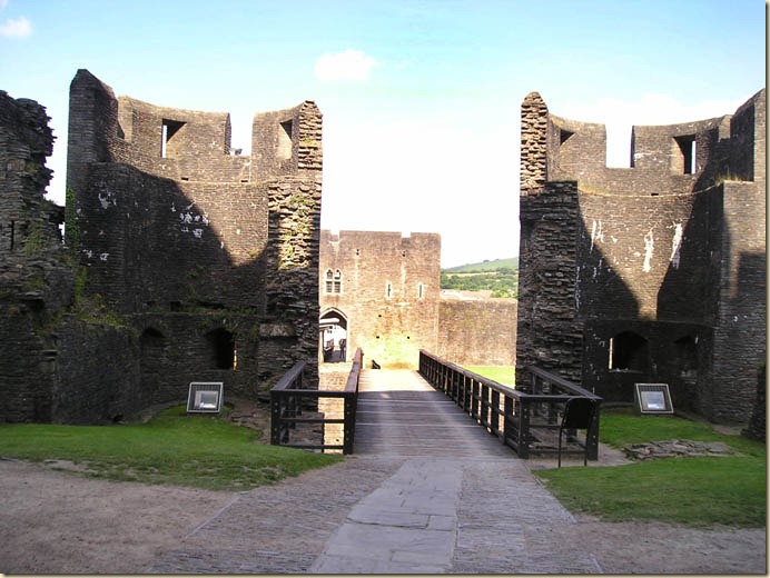 caerphilly castle12