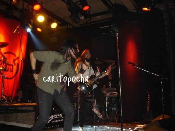 [229271_1050204169245_1049952047_177083_3542_n%255B2%255D.jpg]