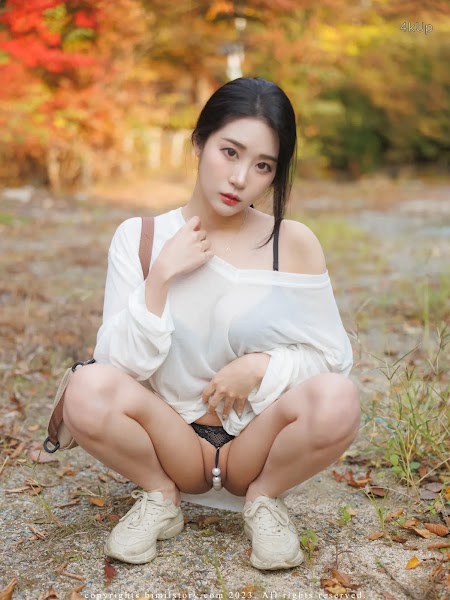 [Bimilstory] Bomi (보미) Vol.36 Outdoor Exposure – Purpose of Hiking