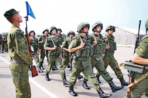 "Мирная миссия-2013": Фотографии российских военных