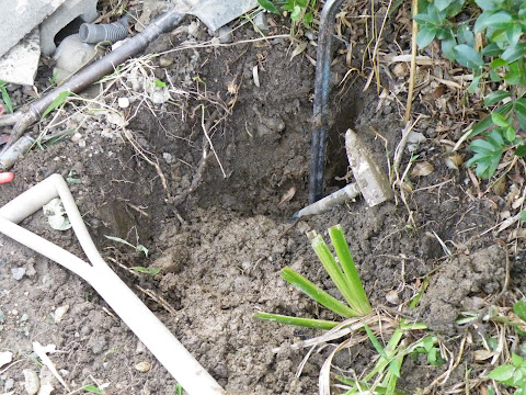 破損部分を取り除きキャップをしてパイロットが回らないか確認