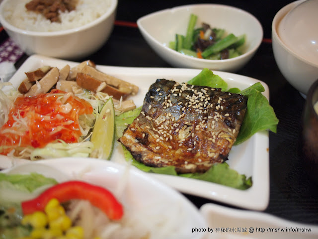 主菜誠意不足 ~ 台中中港路三十年老店"丸松精緻套餐" 中式 便當/快餐 區域 台中市 咖啡簡餐 定食 西區 飲食/食記/吃吃喝喝 