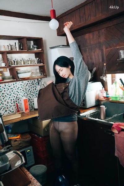 [Loozy] Bambi (밤비) Cafe Alba (Update HQ)