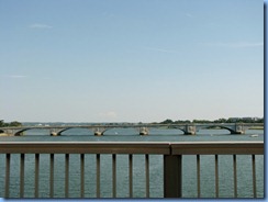 1271 Washington, DC - I-66 (US 50) - Theodore Roosevelt Memorial Bridge crossing Potomac River - view of Arlington Memorial Bridge